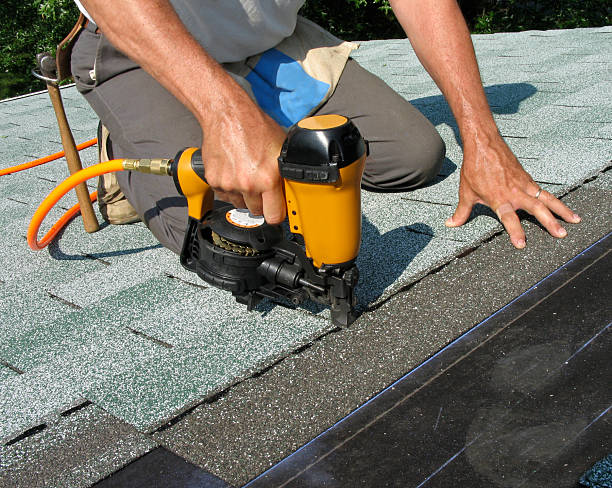 Best Roof Repair Services  in Charles City, IA
