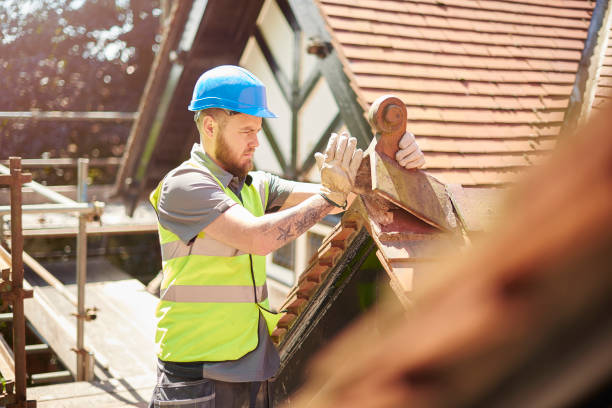 Quick and Trustworthy Emergency Roof Repair Services in Charles City, IA